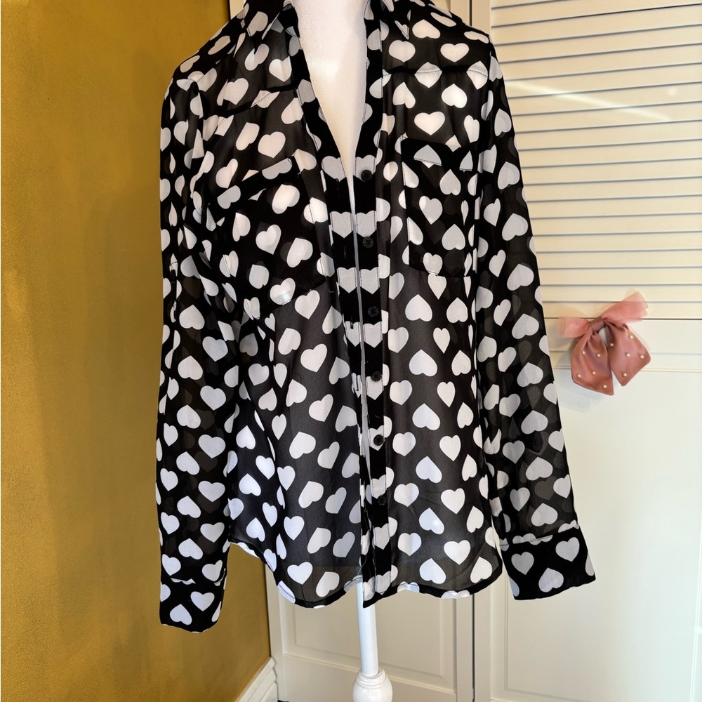 Black and White Heart Pattern Blouse